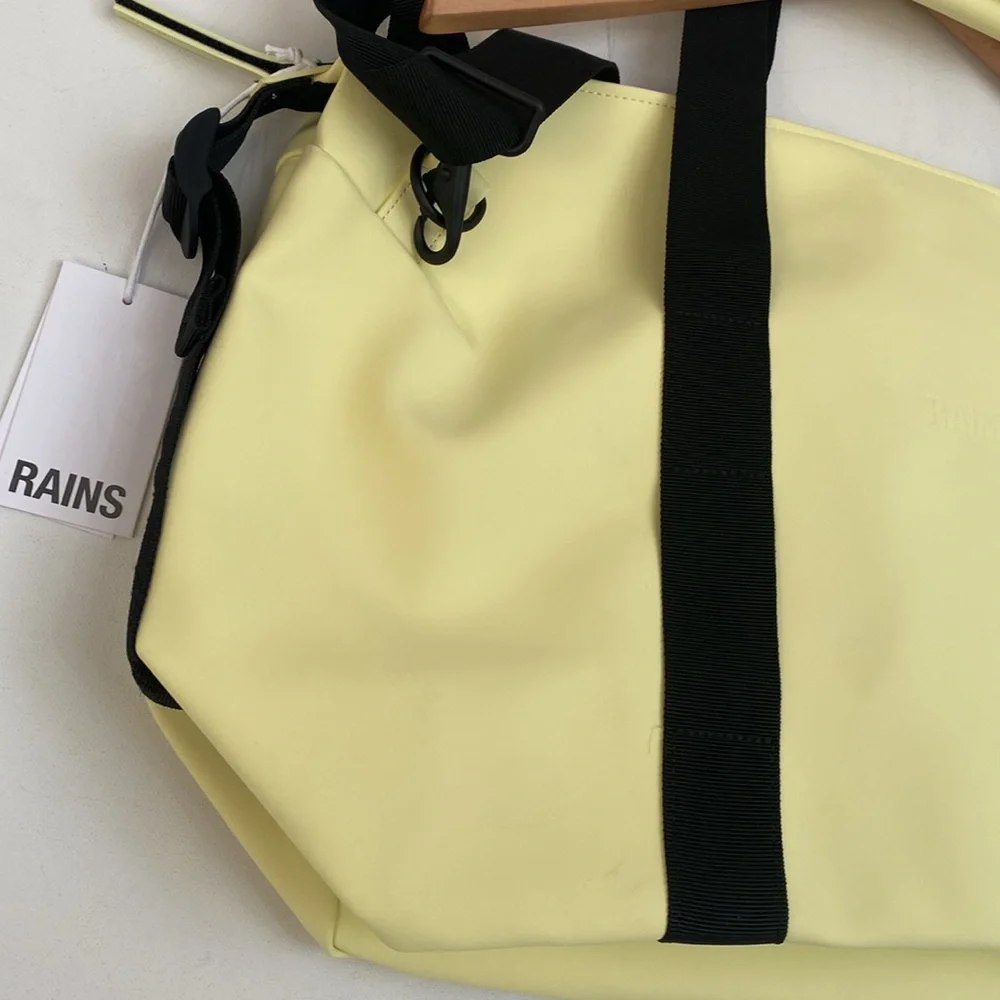 (A11) Rains Weekend Bag Small in Straw, NWT,‎ Unisex